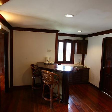 Teluk Dalam Resort Kampung Teluk Nipah Room photo