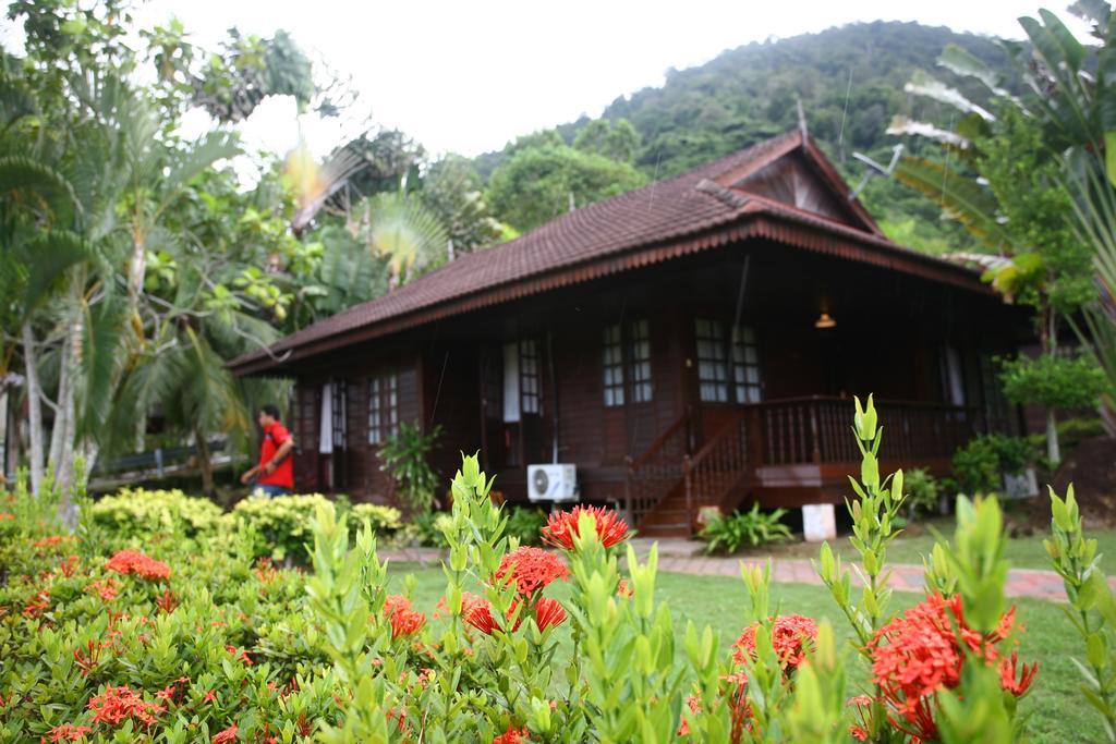 Teluk Dalam Resort Kampung Teluk Nipah Room photo